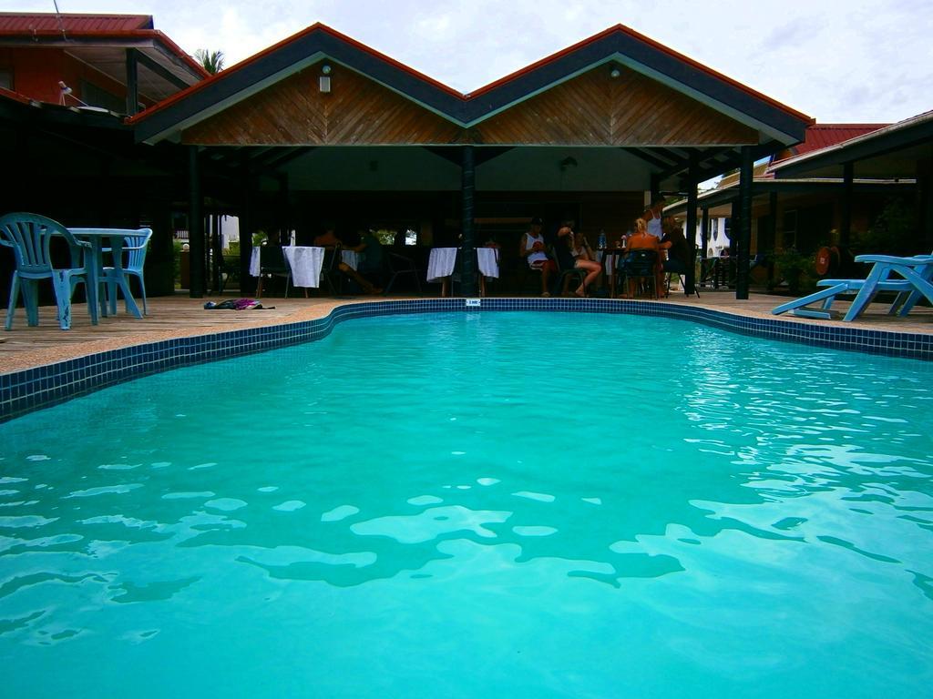 Beach Escape Resort Nadi Esterno foto